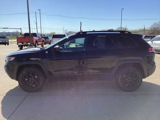 2022 Jeep Cherokee Trailhawk
