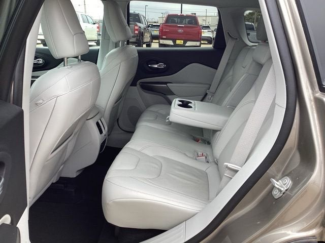 2021 Jeep Cherokee Latitude Lux