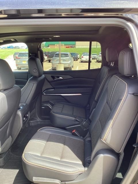 2025 Chevrolet Traverse High Country
