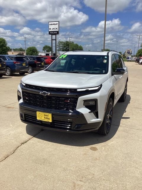 2024 Chevrolet Traverse RS