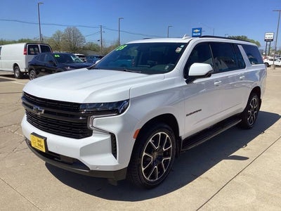 2023 Chevrolet Suburban RST