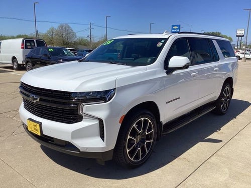2023 Chevrolet Suburban RST