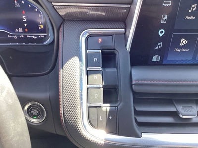 2023 Chevrolet Suburban RST