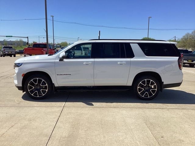 2023 Chevrolet Suburban RST
