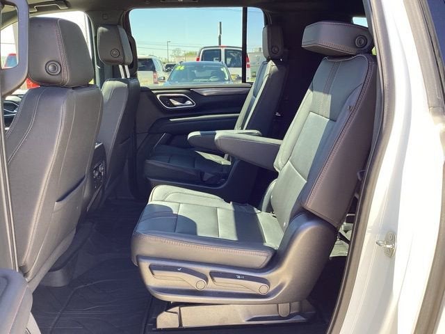 2023 Chevrolet Suburban RST