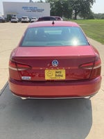 2022 Volkswagen Passat 2.0T Limited Edition