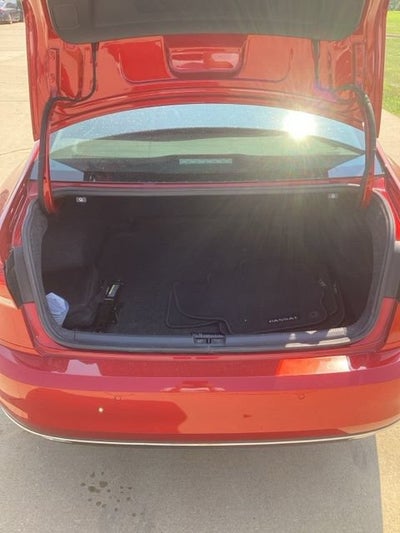 2022 Volkswagen Passat 2.0T Limited Edition