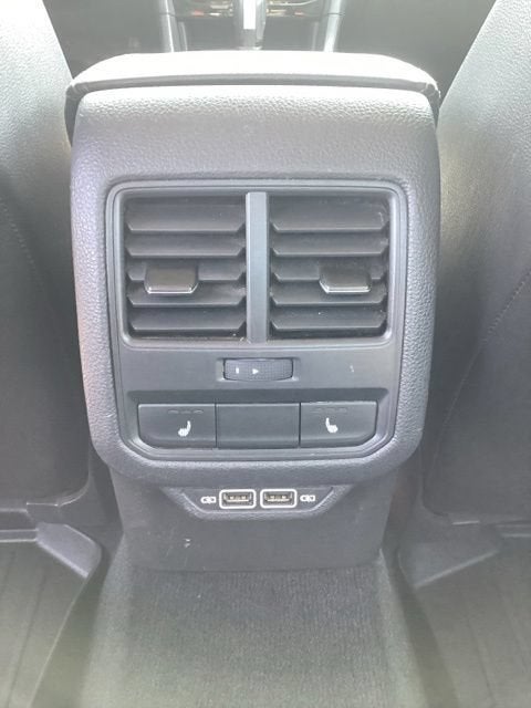 2022 Volkswagen Passat 2.0T Limited Edition