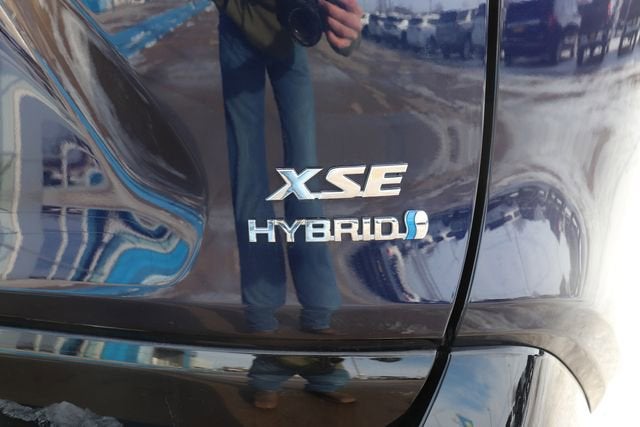 2020 Toyota RAV4 Hybrid XSE