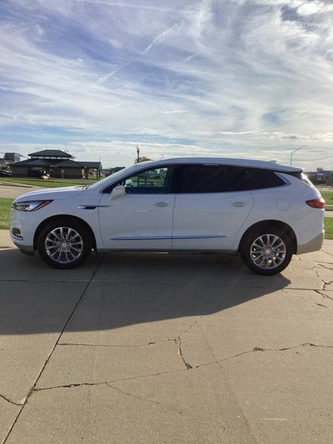 Used 2020 Buick Enclave Essence with VIN 5GAEVAKW5LJ296695 for sale in Waverly, IA