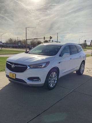 2020 Buick Enclave Essence