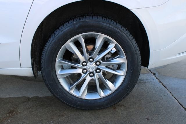 2022 Buick Enclave Avenir