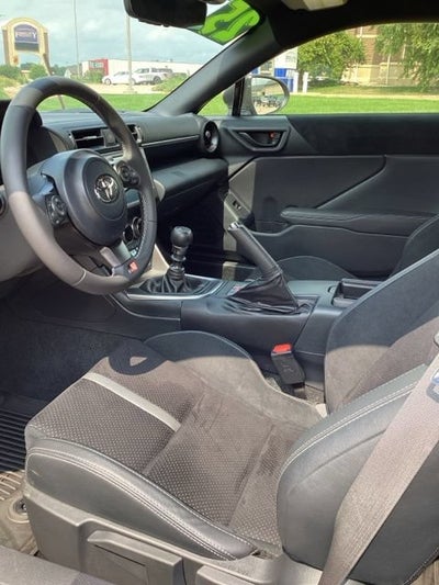 2025 Toyota GR86 Premium